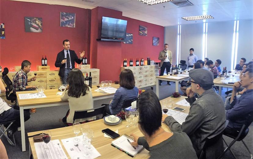 Wine Seminar in Hong Kong De Lavalle
